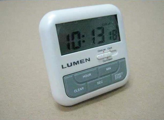 Zegarek mówiący z minutnikiem CITO Lumen